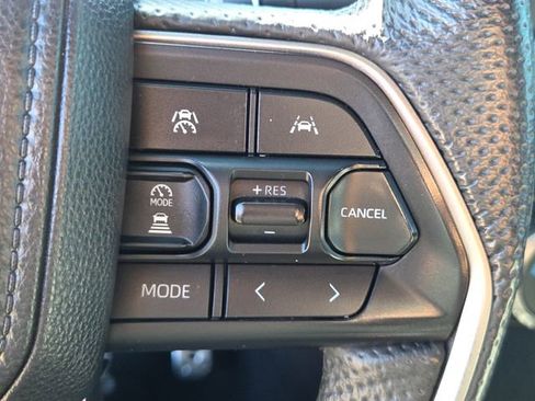Used 2024 Toyota Tacoma TRD Sport AWD/4WD image 26
