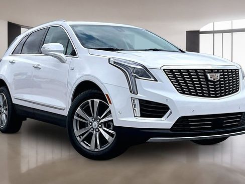 New 2026 Cadillac XT5 Premium Luxury w/ Driver Assist Package FWD image 2