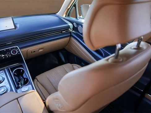 Used 2023 Genesis GV80 3.5T Advanced + image 23