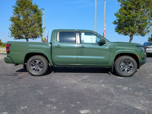 New 2026 Nissan Frontier SV image 3