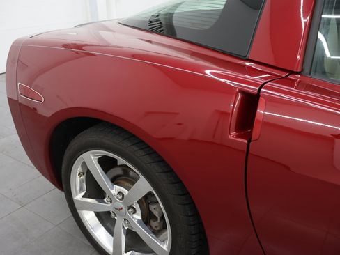 Used 2008 Chevrolet Corvette Coupe w/ Preferred Equipment Group RWD image 22