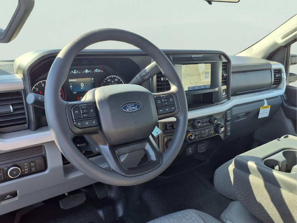New 2027 Ford F250 XLT w/ Camper Package AWD/4WD image 4