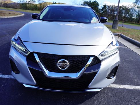 Used 2022 Nissan Maxima SV w/ Floor Mat Group image 13