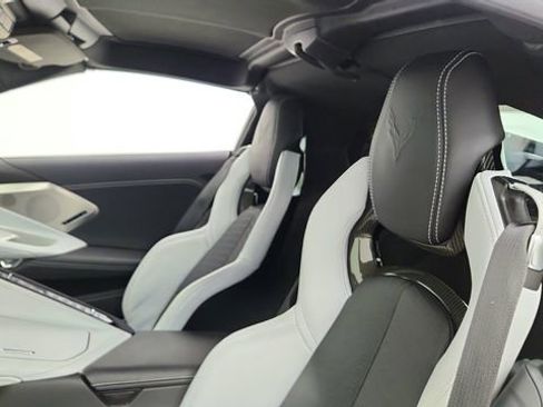 Used 2022 Chevrolet Corvette Stingray Preferred Cpe w/ Z51 Performance Package image 23