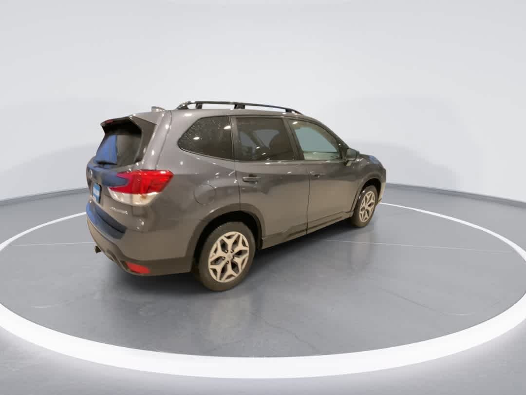 Used 2022 Subaru Forester Premium AWD/4WD image 8