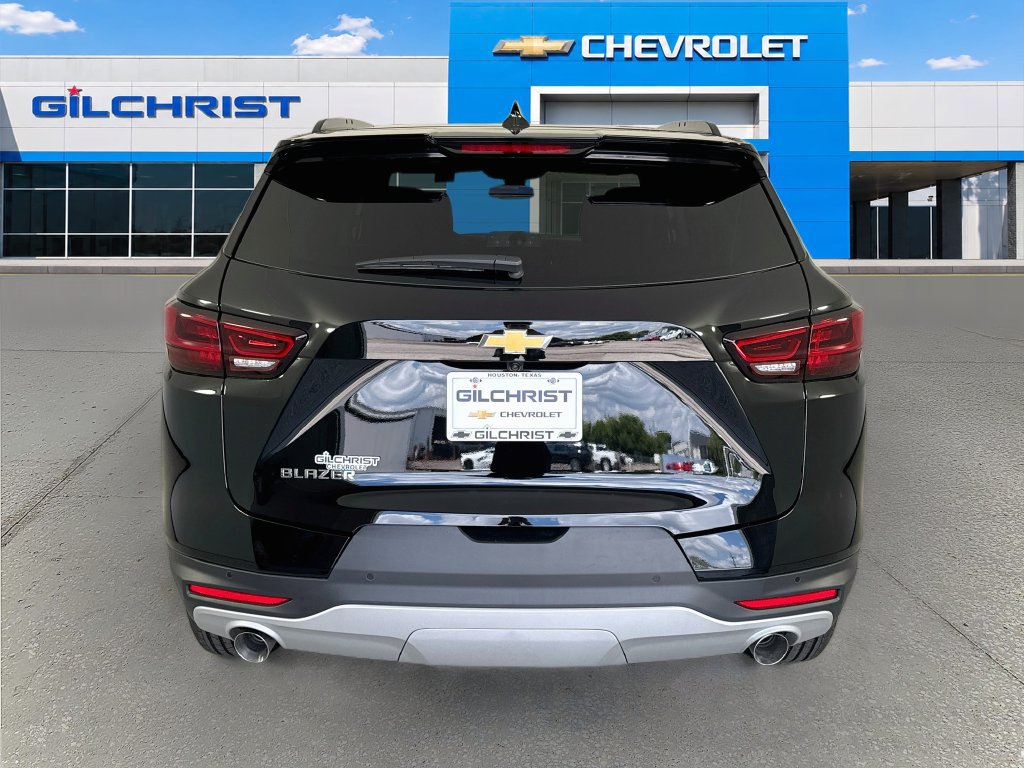 New 2026 Chevrolet Blazer LT w/ Convenience Package FWD image 7