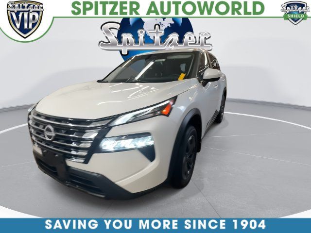 Used 2026 Nissan Rogue SV AWD/4WD image 4