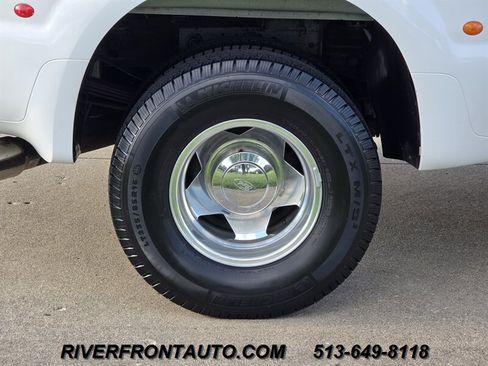 Used 2000 Ford F350 Lariat RWD image 25