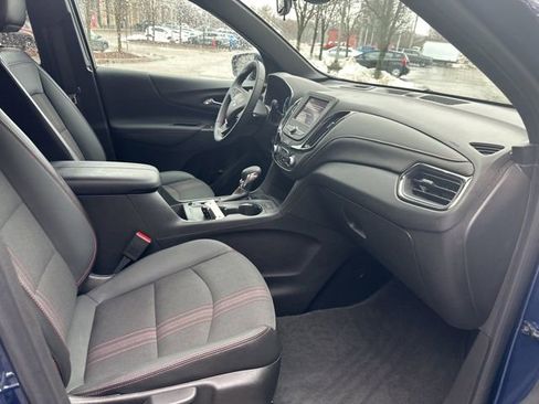 Used 2023 Chevrolet Equinox RS image 30