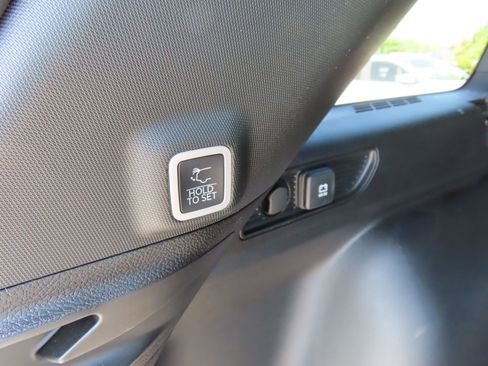 Used 2025 Jeep Grand Cherokee Limited w/ Trailer Tow Package AWD/4WD image 38