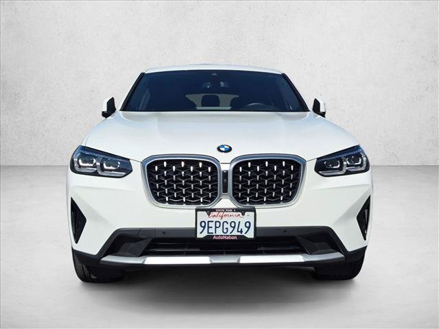 Used 2023 BMW X4 xDrive30i w/ Premium Package AWD/4WD image 2