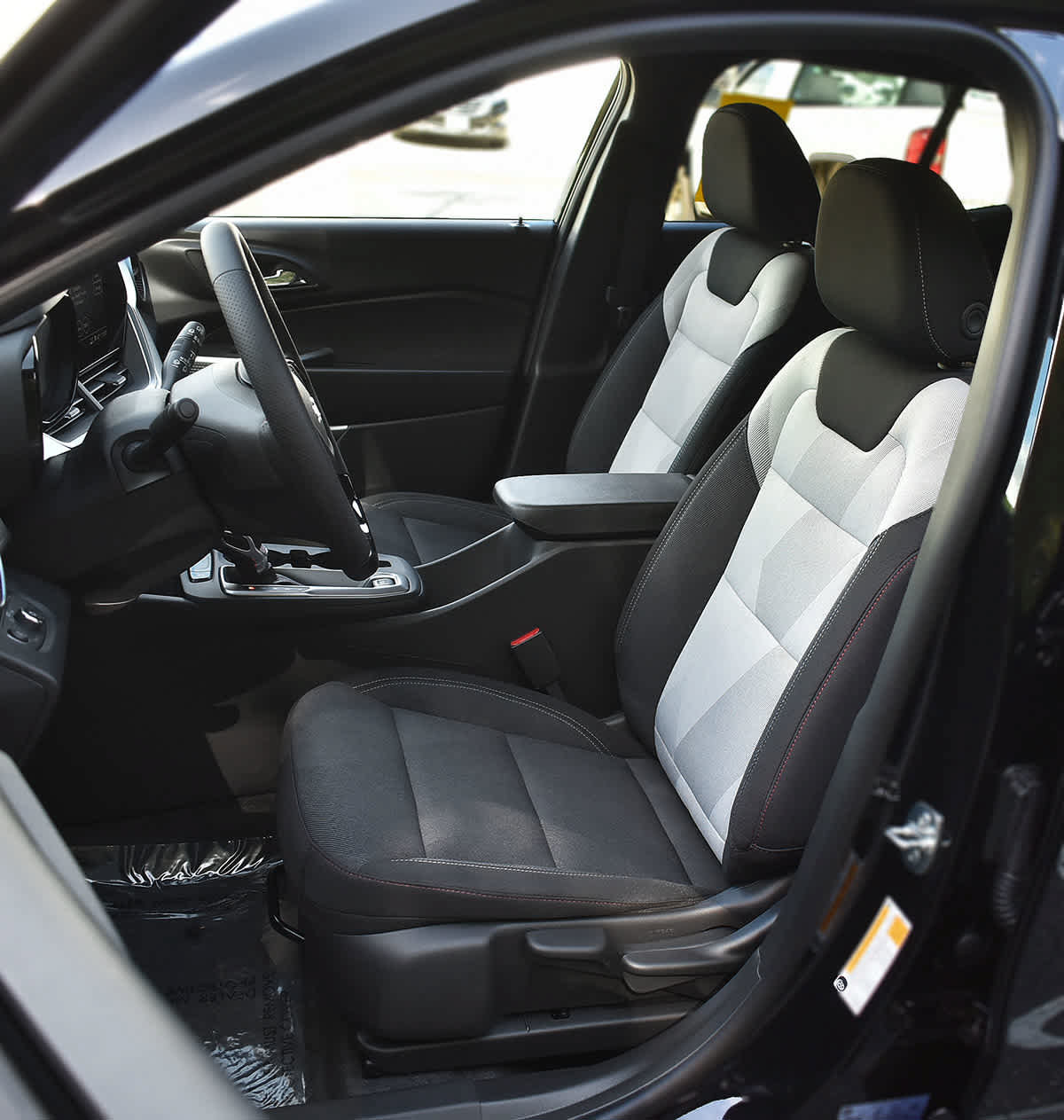 New 2026 Chevrolet Trax RS w/ Driver Confidence Package FWD image 9
