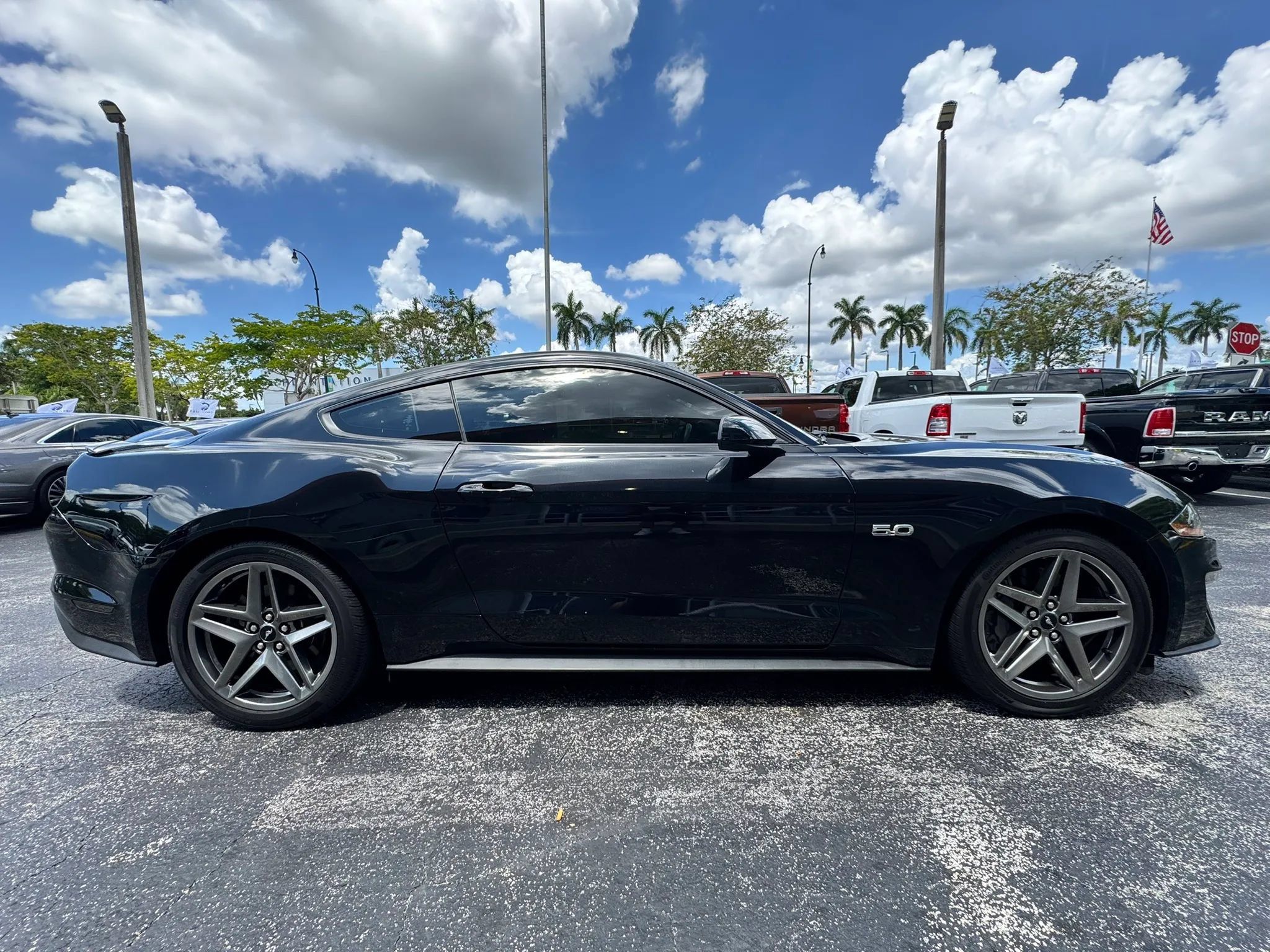 Used 2021 Ford Mustang GT RWD image 9