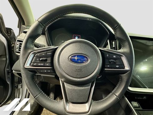 Used 2025 Subaru Outback Premium AWD/4WD image 11