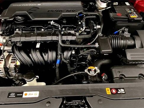 Used 2023 Hyundai Elantra SEL image 10