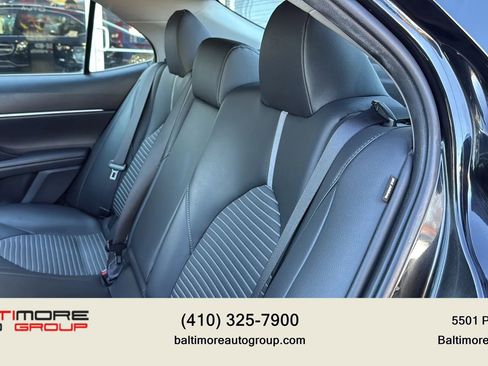 Used 2018 Toyota Camry SE image 27