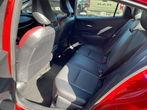 Used 2023 Toyota Prius Prime FWD image 10