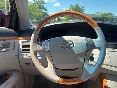 Used 2007 Toyota Avalon Limited FWD image 32