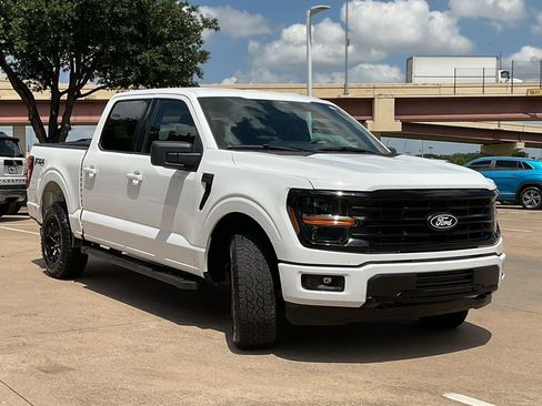 Used 2025 Ford F150 XLT w/ Equipment Group 301A Standard AWD/4WD image 3