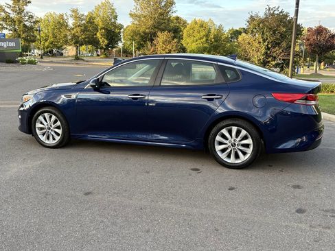Used 2018 Kia Optima LX w/ 17" Alloy Wheels Package image 15
