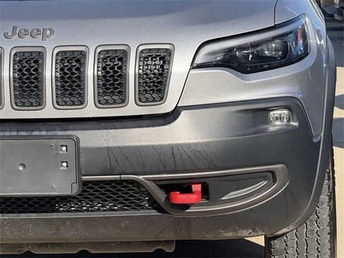 Used 2020 Jeep Cherokee Trailhawk w/ Comfort/Convenience Group image 9