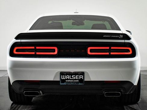 Used 2023 Dodge Challenger R/T Scat Pack image 10