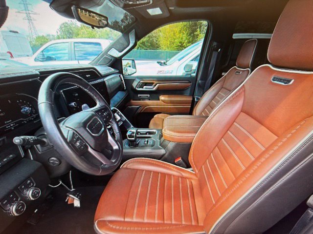 Used 2023 GMC Sierra 1500 Denali Ultimate AWD/4WD image 7