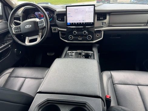 Used 2024 Ford Expedition Max XLT RWD image 12