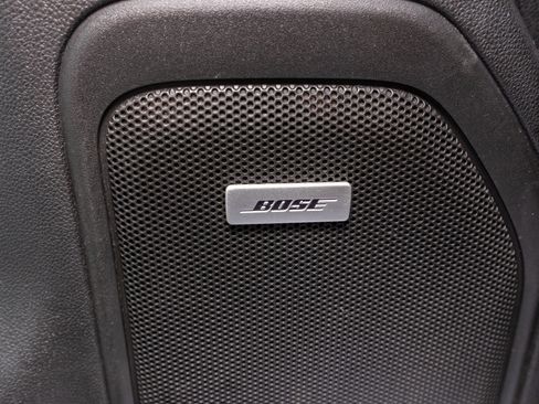 Used 2021 Chevrolet Silverado 2500 LTZ w/ LTZ Convenience Package image 18