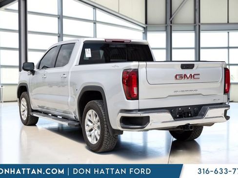 Used 2021 GMC Sierra 1500 SLT w/ SLT Convenience Package AWD/4WD image 23