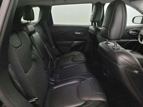 Used 2021 Jeep Cherokee Limited w/ Elite Package AWD/4WD image 19
