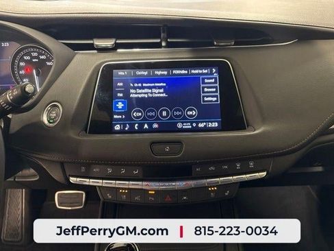 Used 2023 Cadillac XT4 Sport AWD/4WD image 18