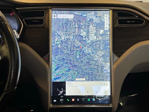Used 2014 Tesla Model S RWD image 15