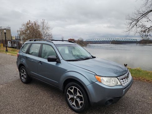 Used 2011 Subaru Forester 2.5X w/ Alloy Wheel Value Pkg AWD/4WD image 7
