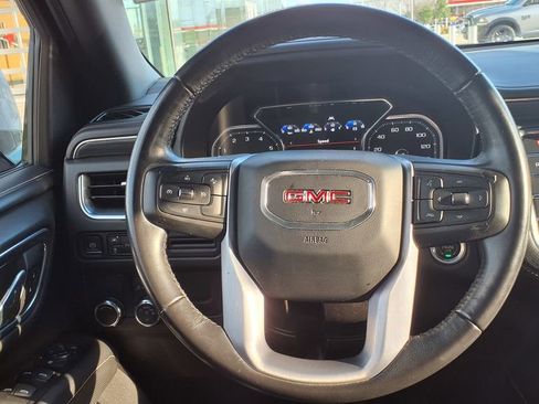Used 2021 GMC Yukon XL SLT image 21