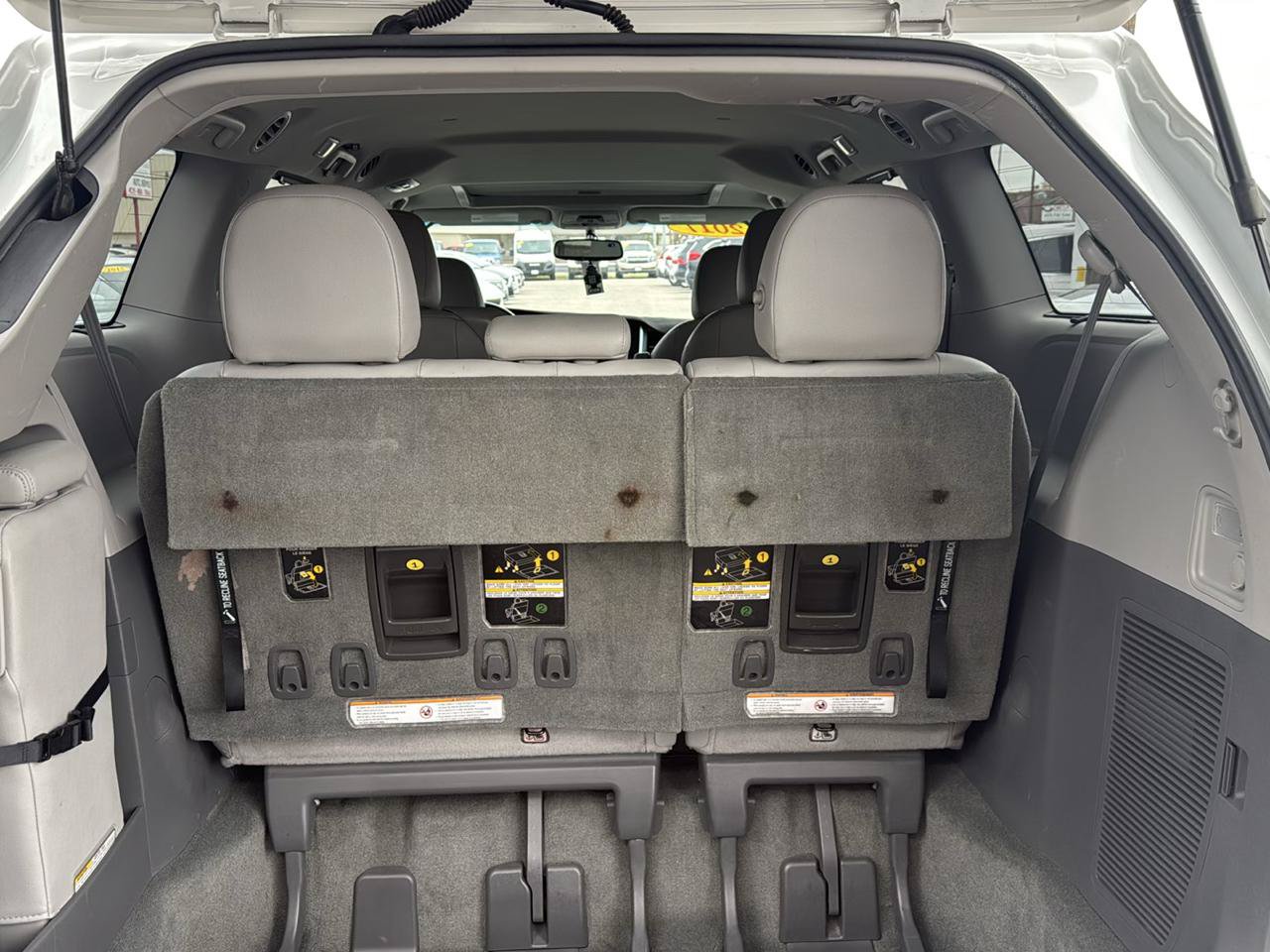 Used 2017 Toyota Sienna XLE w/ XLE Navigation Package FWD image 10
