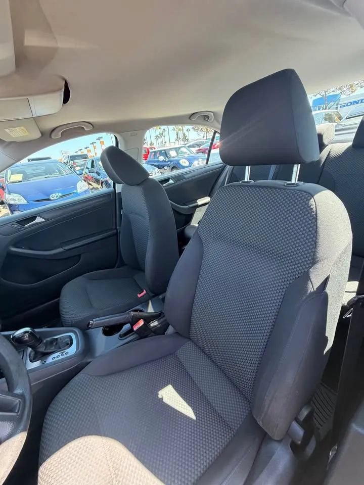 Used 2013 Volkswagen Jetta S FWD image 7
