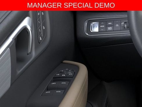 Used 2026 Buick Enclave Preferred w/ Power Package AWD/4WD image 22