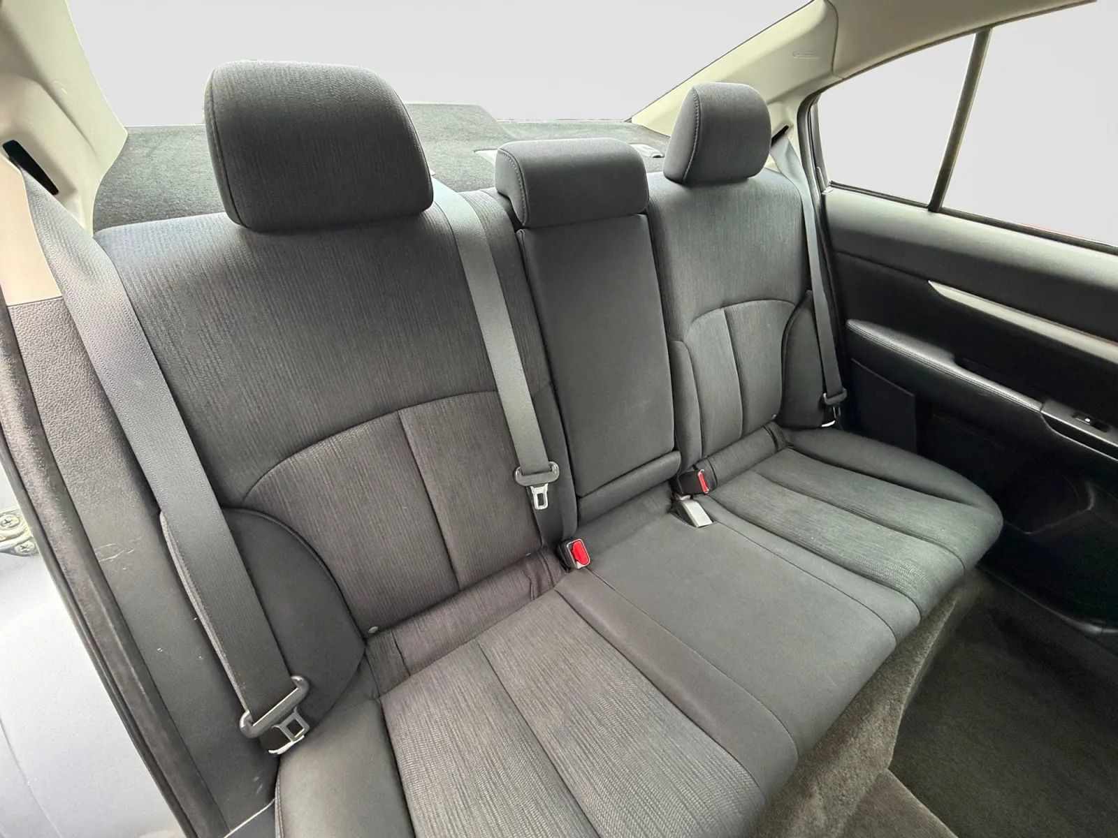 Used 2014 Subaru Legacy 2.5i Premium AWD/4WD image 18