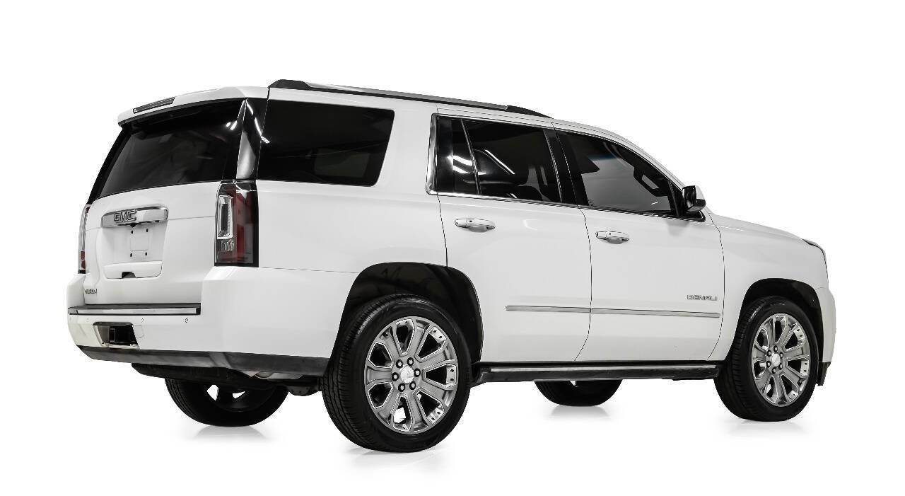 Used 2016 GMC Yukon Denali w/ Open Road Package AWD/4WD image 3