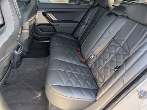 Used 2025 BMW 740i 740i image 21