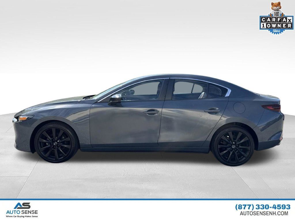Used 2023 MAZDA MAZDA3 s FWD image 2