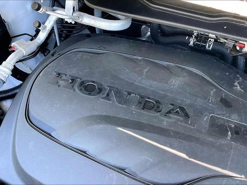 Used 2024 Honda Odyssey Touring image 35