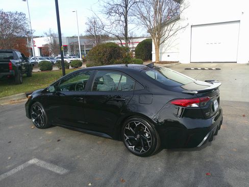 Used 2025 Toyota Corolla FX image 8