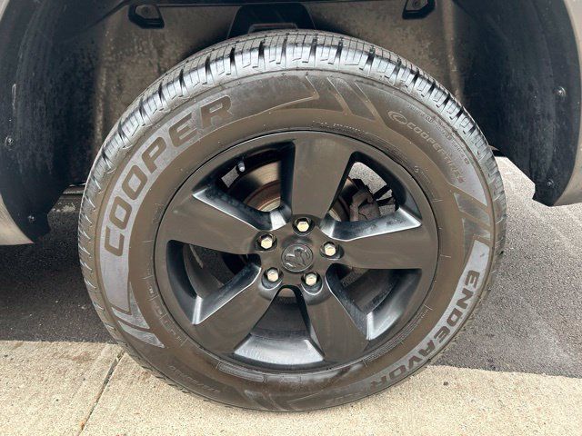 Used 2020 RAM 1500 Warlock AWD/4WD image 30