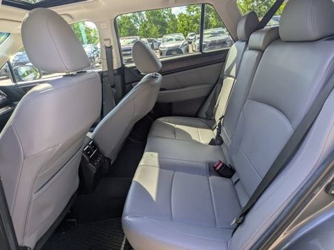 Used 2019 Subaru Outback 2.5i Limited AWD/4WD image 19