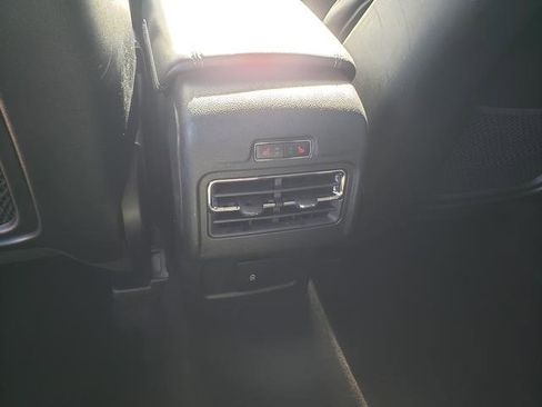 Used 2022 Lincoln Corsair AWD w/ Premium Package image 17