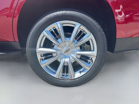 Used 2022 Chevrolet Tahoe High Country AWD/4WD image 12