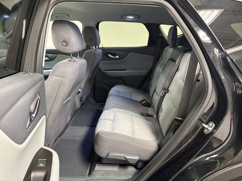 Used 2020 Chevrolet Blazer LT image 30
