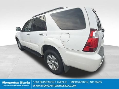 Used 2007 Toyota 4Runner SR5 RWD image 7